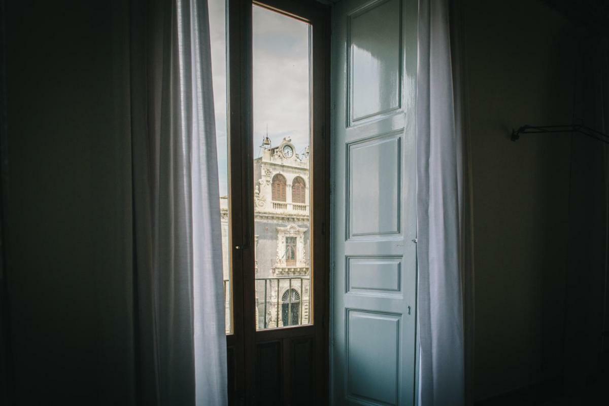 Hotel Agatha Cosy à Catane Extérieur photo